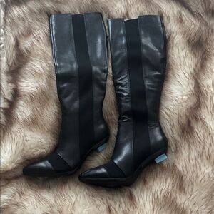Pashion Footwear The Knee High Boot - Coal Leather - Size 7.5